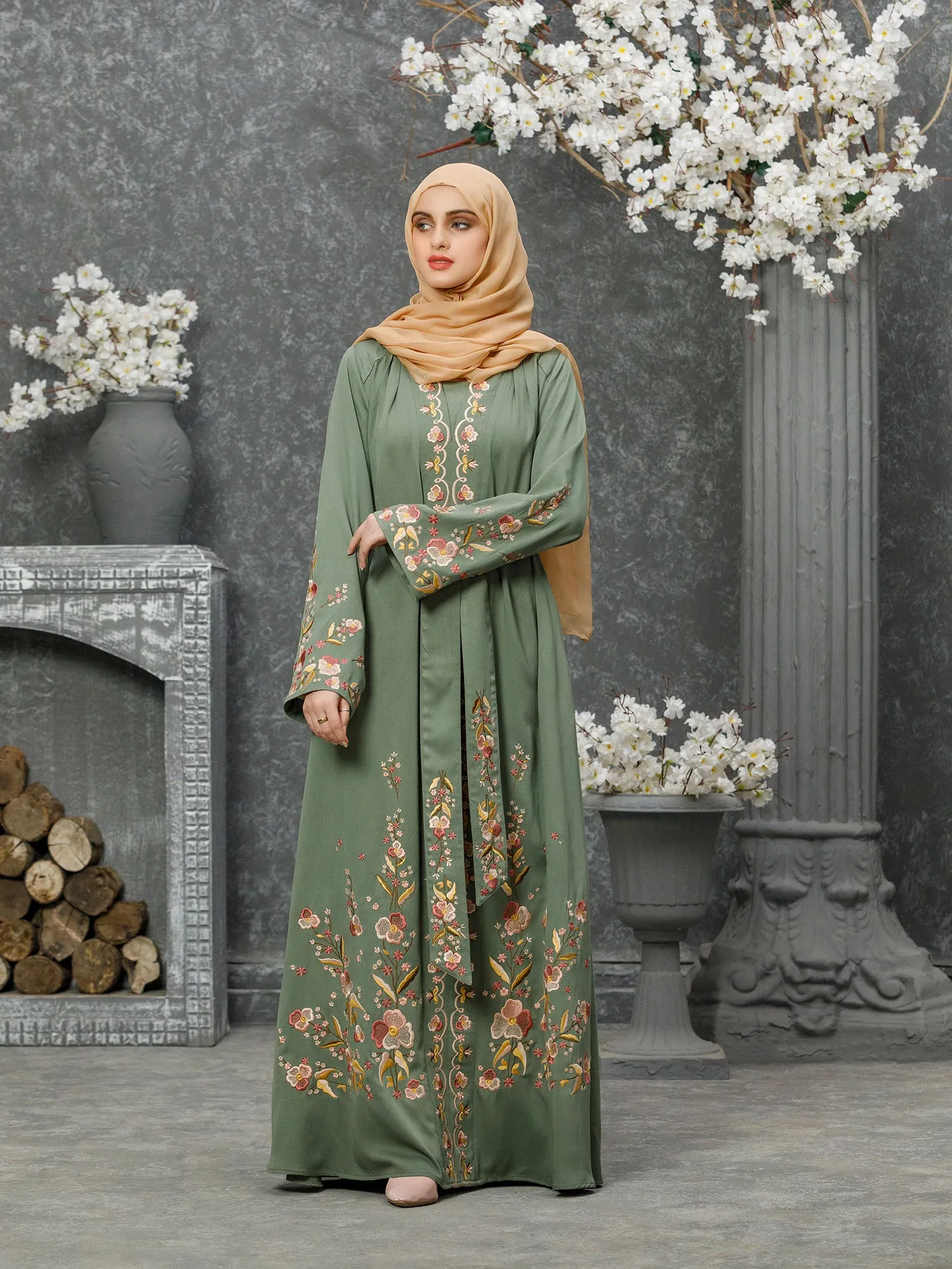 Abaya Peafowl