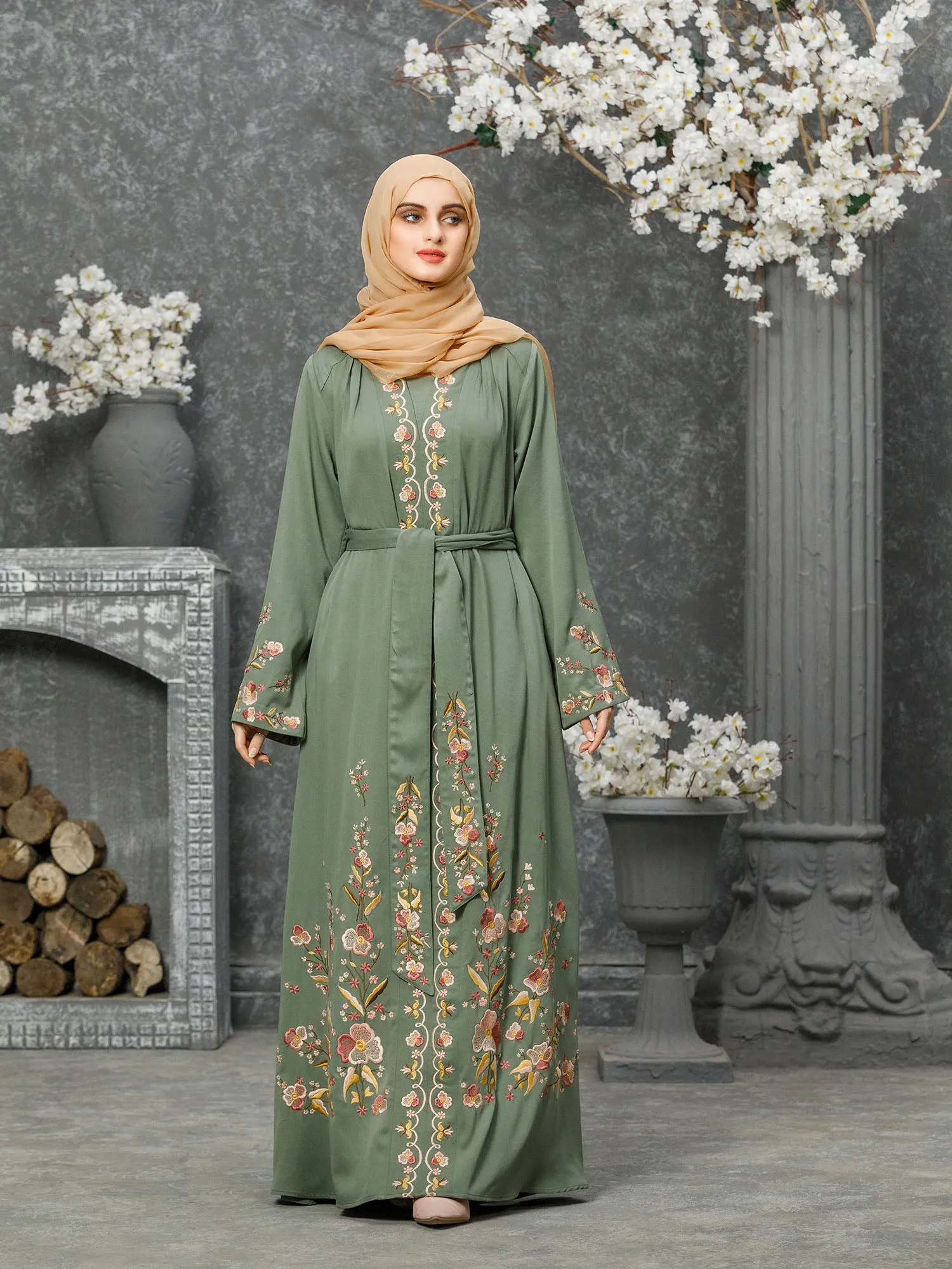 Abaya Peafowl
