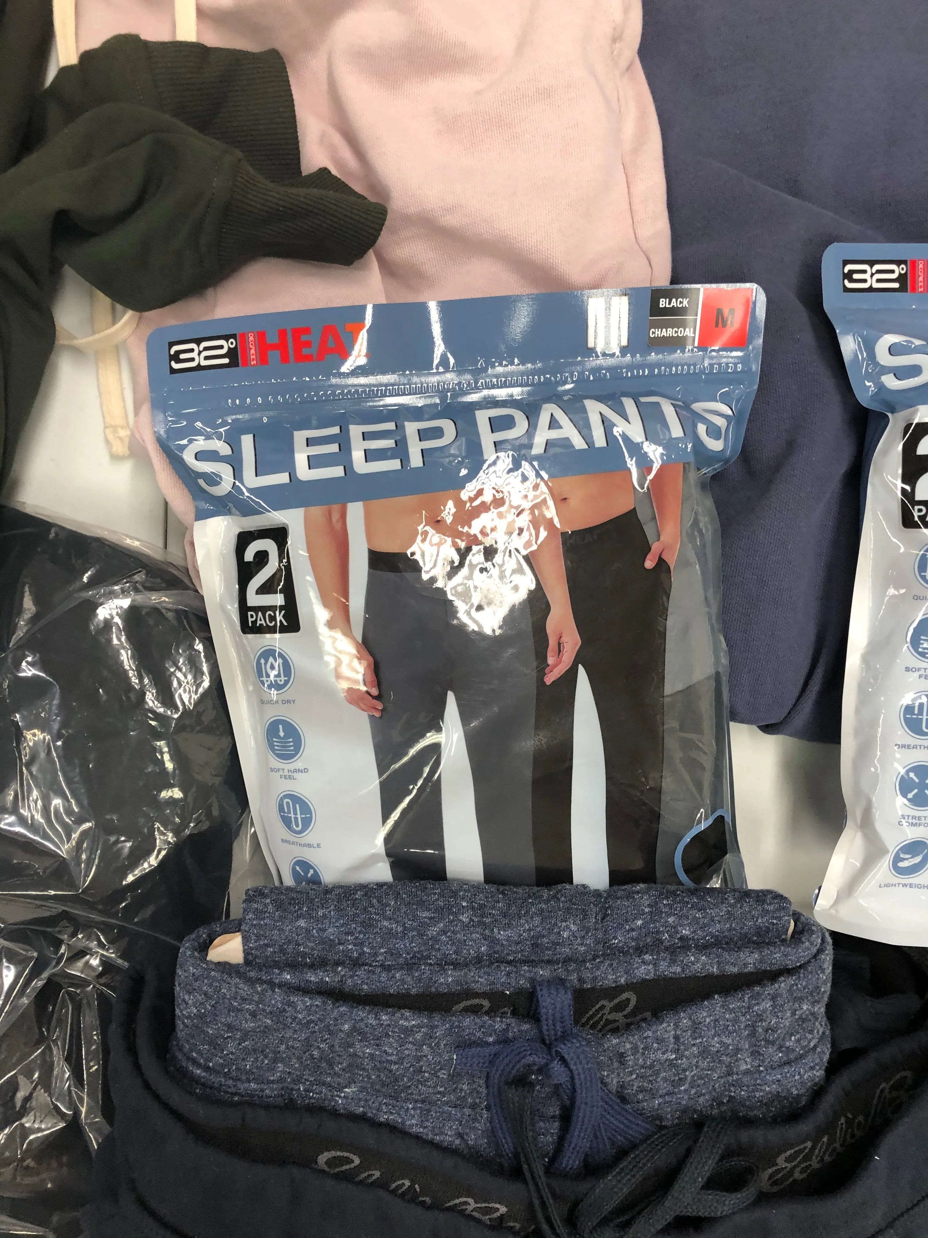 Men's Clothing Pants, Joggers and more Wholesale Lot, EDDIE BAUER, ORVIS, BAR III, AMERICAN APPAREL, STEVE MADDEN, and more, 13 items, Shelf Pulls, MSRP $692